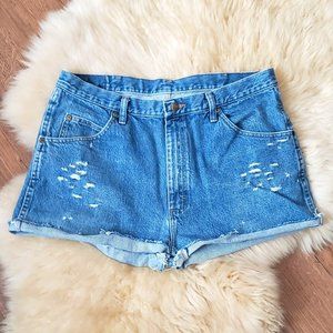 Vintage Distressed Wrangler Women's Cut Off Shorts